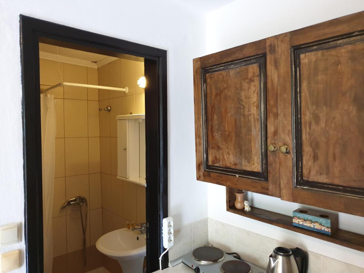 Chris Αpartments Old Town Apartment Rhodes City Bagian luar foto