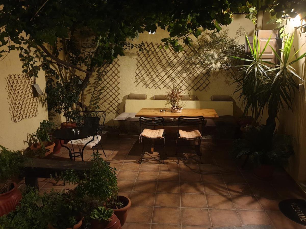 Chris Αpartments Old Town Apartment Rhodes City Bagian luar foto